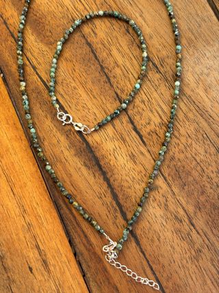 Collar y pulsera turquesa africana
