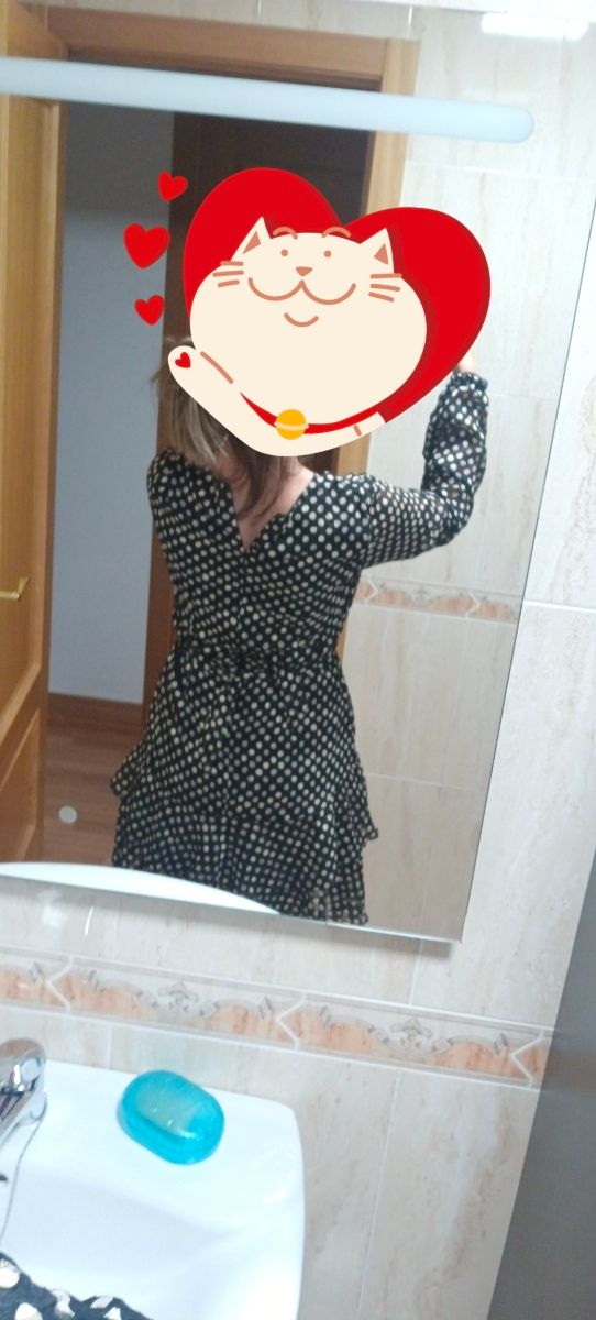 Vestido lunares blanco y negro