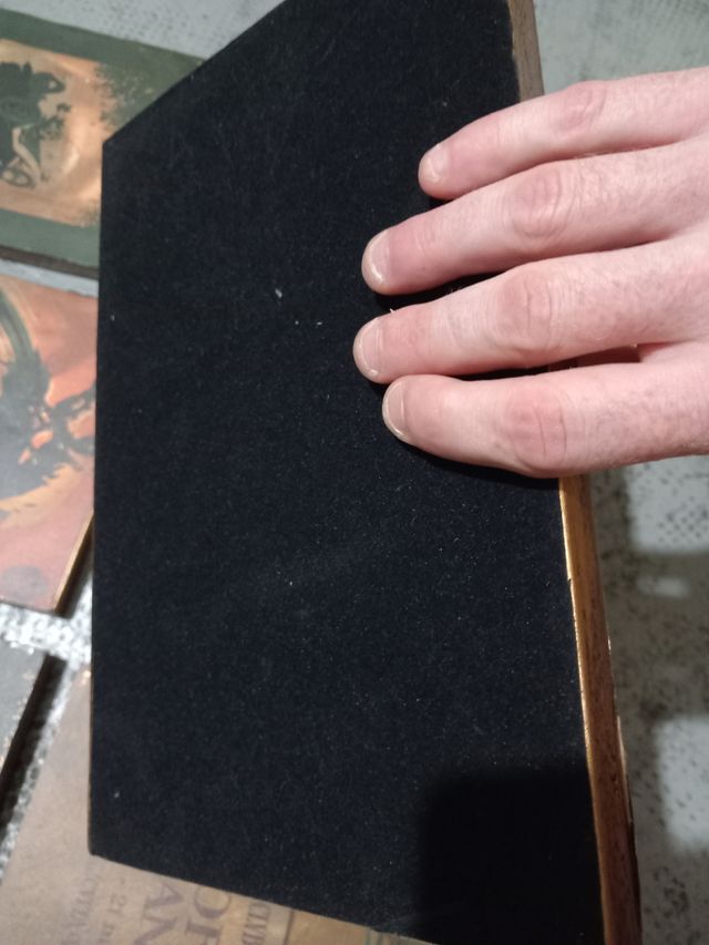 8 quadri di vecchie corse motociclistiche