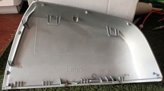 Carcasa espejo Opel Zafira 2009