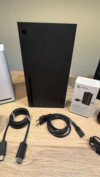 Xbox Series X 1TB + Accesorios