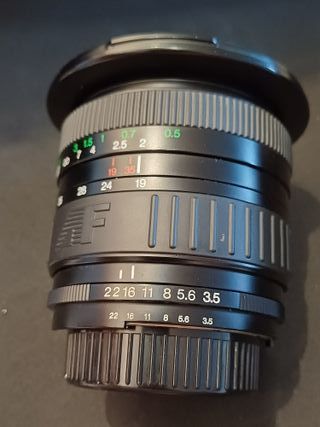 Cosina 19-35 mm F.3.5-4.5  Objetivo cámara