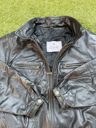 Chaqueta cuero negra