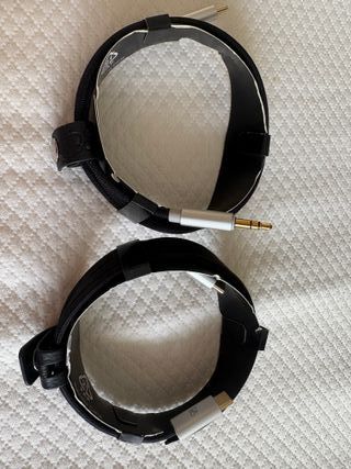 Bang & Olufsen Beoplay H100 auriculares