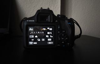 Canon EOS 2000D + 2 Objetivos - Cámara réflex