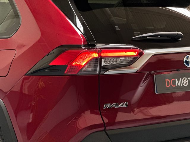 TOYOTA Rav4 2.5l 220H Advance