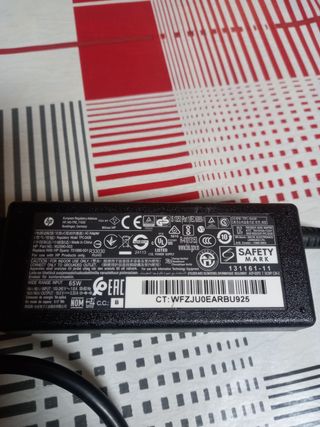 Cargador HP 65W 19.5V