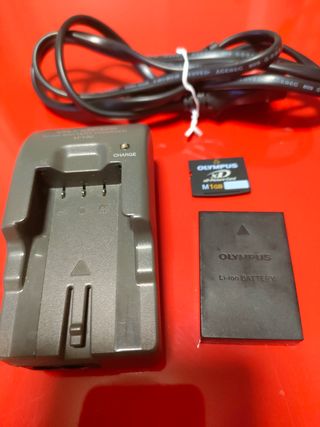 Cámara de fotos digital Olympus FE-200 - 6.0MP