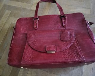 Bolso bandolera rojo efecto cocodrilo