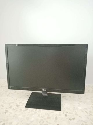 Monitor LG 23" Flatron E2360V-PNW