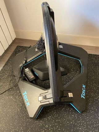 Rodillo Tacx Neo 2 Smart Assembly