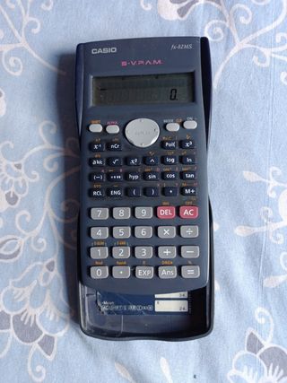 Calculadora Casio fx-82MS científica