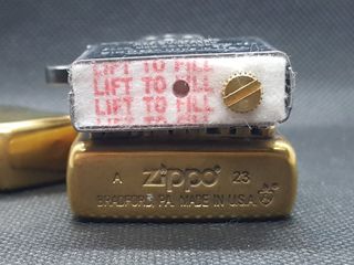 Zippo Armor 2023, Marlboro. 