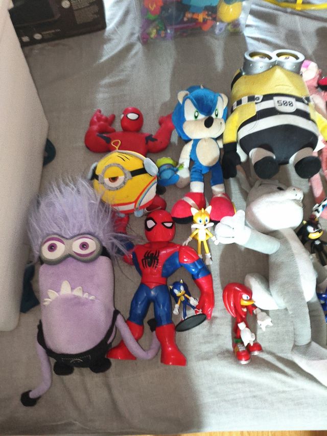 Peluche assortiti - Prezzo fisso Disney, Pixar