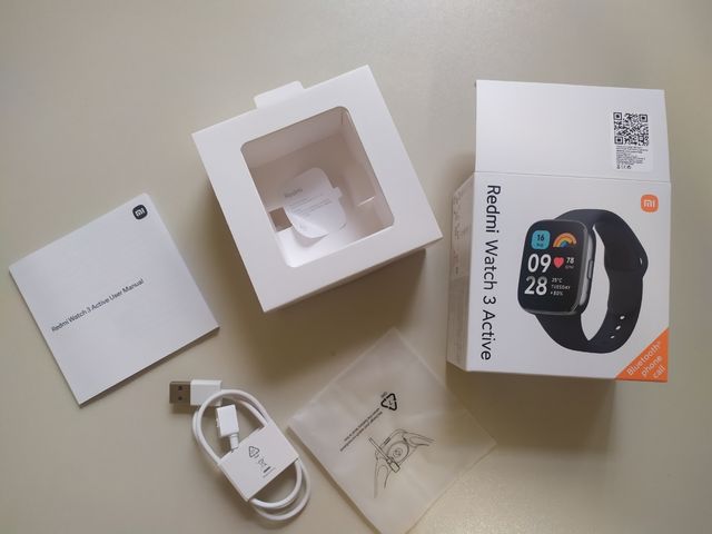 Cargador Redmi Watch 3 Active + caja