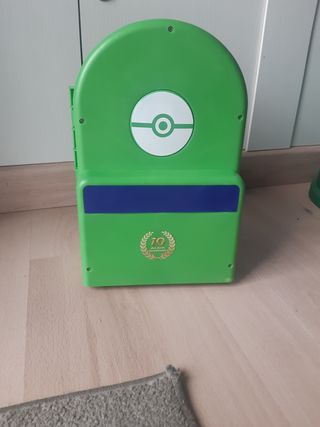 Mochila Pokémon 10 Aniversario