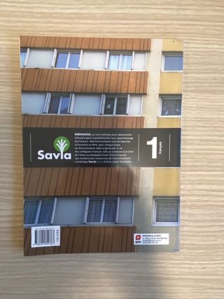 Libro de francés 1 ESO. Adomania. Savia