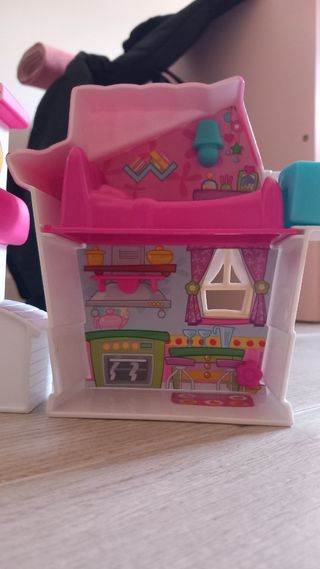 Casa Pinypon + 2 muñecas