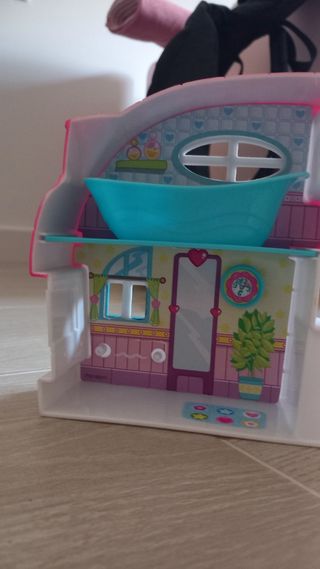 Casa Pinypon + 2 muñecas