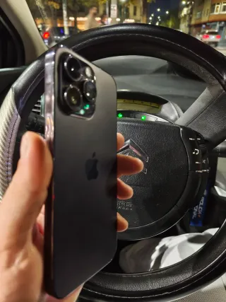 iPhone 14 Pro Max - Púrpura/ eSIM 89% batería 