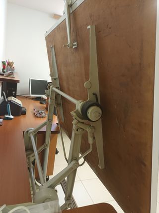 Mesa dibujo técnico Oldor.