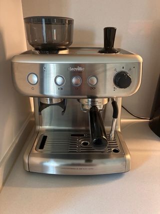 Cafetera Breville Barista Max