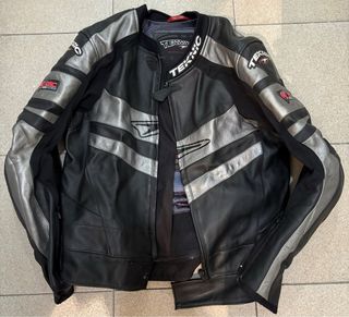 chaqueta y pantalón moto Teknic cuero