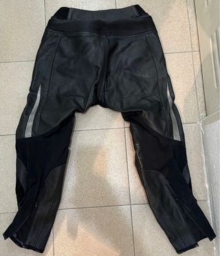 chaqueta y pantalón moto Teknic cuero