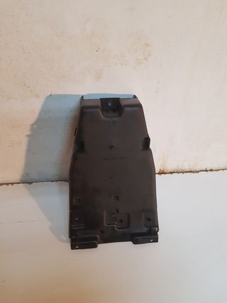 Paso de rueda Aprilia Pegaso