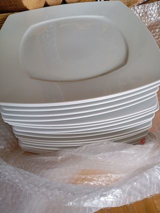 Platos cuadrados porcelana - 16 uds