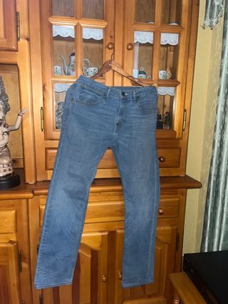Vaqueros Levis hombre