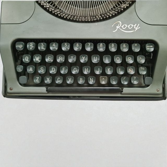 Rara Máquina escribir Rooy vintage - Funciona!