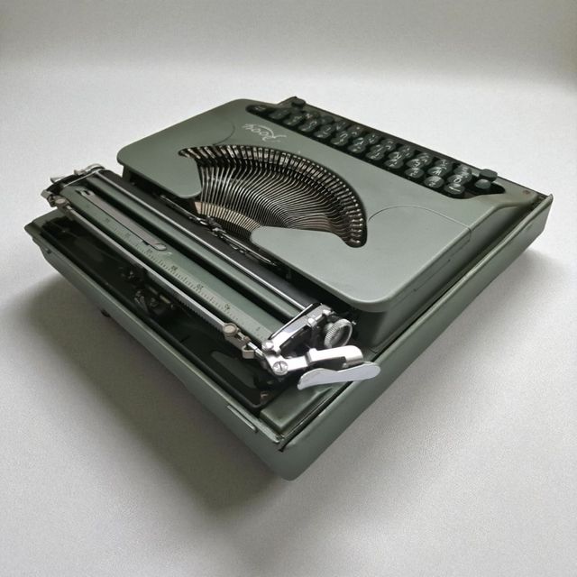 Rara Máquina escribir Rooy vintage - Funciona!