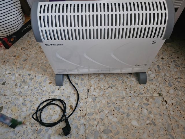 Calefactor 2000W - Gris y Blanco