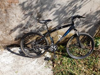 Bicicleta juvenil usada