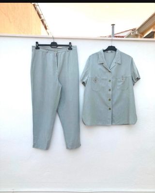 Traje pantalón y blusón verde agua Perfecto estado