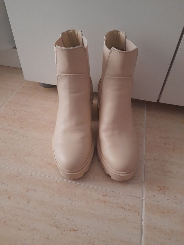 Botines beige Primark