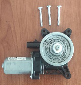 Motor elevalunas coche