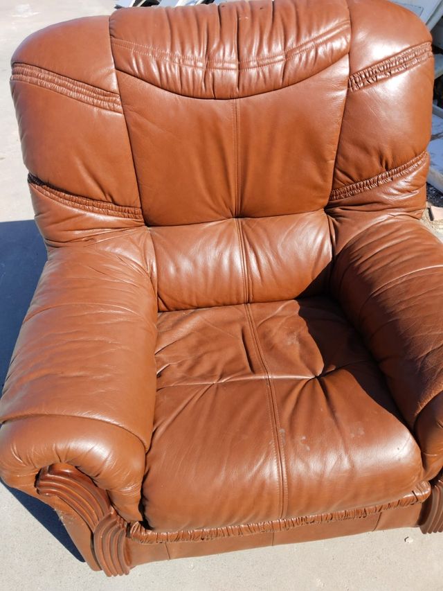 Sofá piel marrón