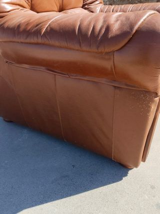 Sofá piel marrón