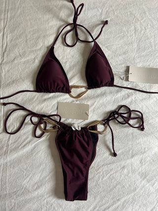 Bikini burdeos sin estrenar 