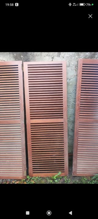 3 Puertas madera maciza