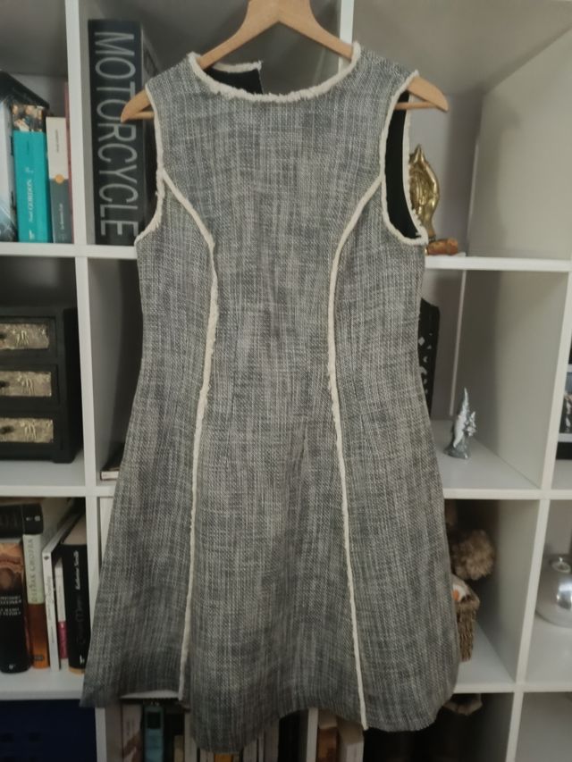 Vestido Javier Simorra gris