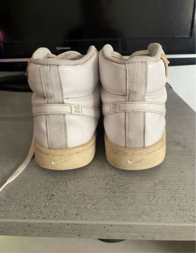 Zapatillas Nike blancas altas