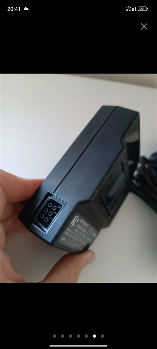 Cargador y cable AV. Nintendo 64