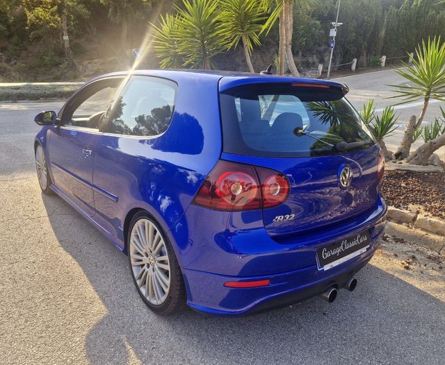 Volkswagen Golf R32 Nacional  