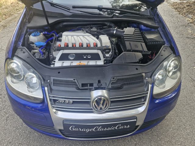 Volkswagen Golf R32 Nacional  