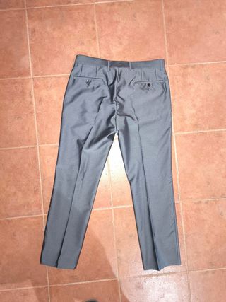 Traje Gris brillo Talla S o M entallado