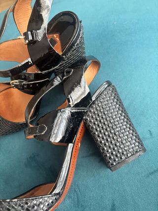 Sandalias Uterqüe negras 39