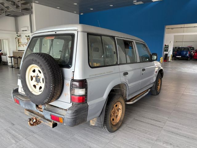 Mitsubishi Montero 2002